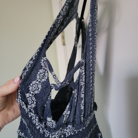 Hem & Thread Romper - Picture 3 of 5